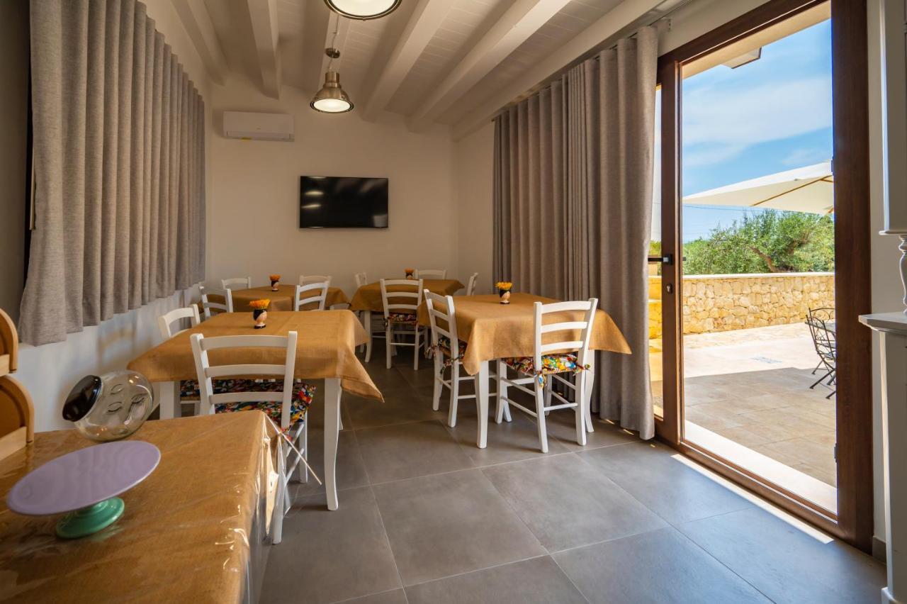 Villa Carmiano Luxury Bedrooms In Avola In The Province Of Syracuse With Spa And Swimming Pool And Wonderful Seaview Екстериор снимка
