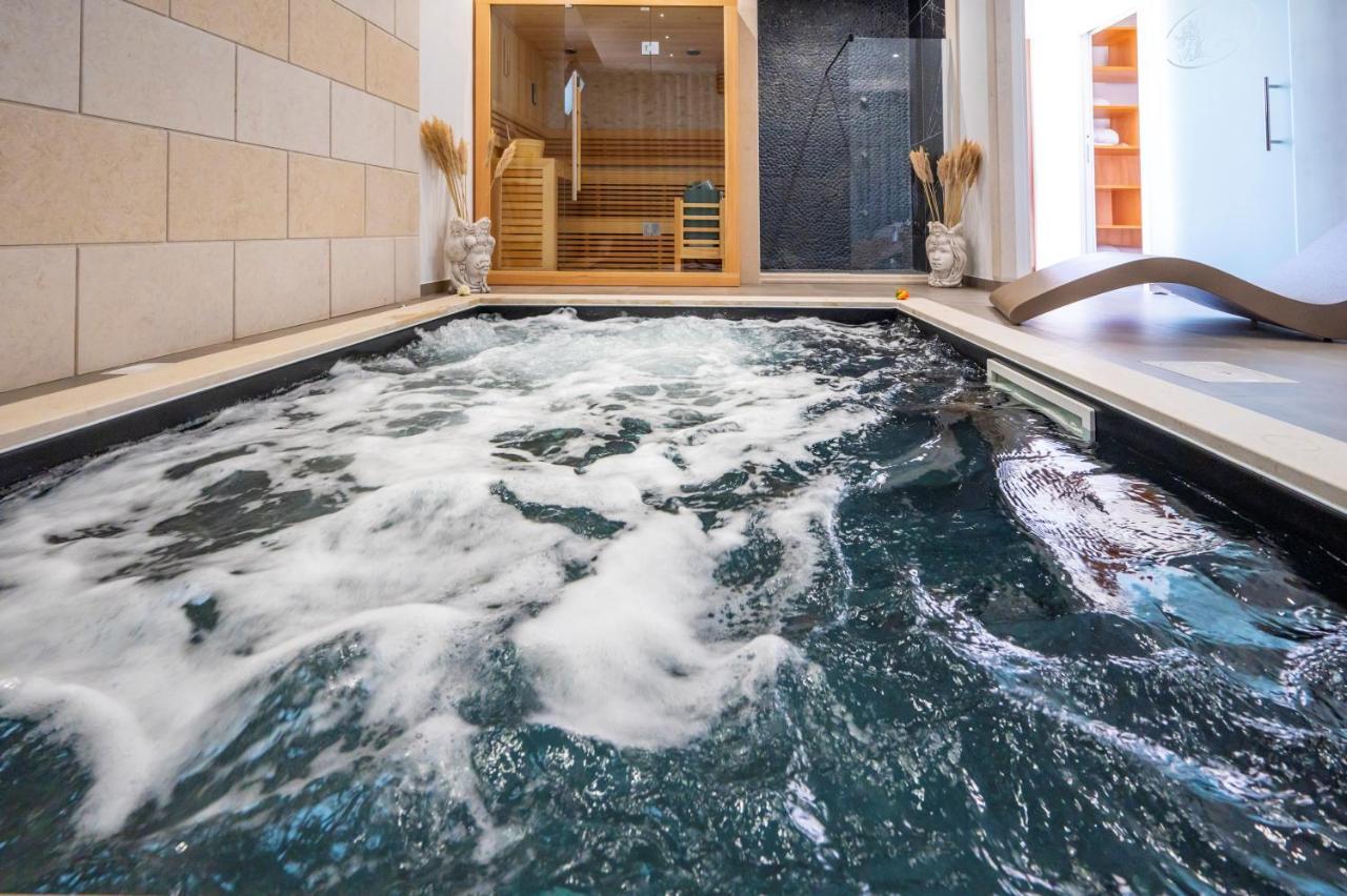 Villa Carmiano Luxury Bedrooms In Avola In The Province Of Syracuse With Spa And Swimming Pool And Wonderful Seaview Екстериор снимка